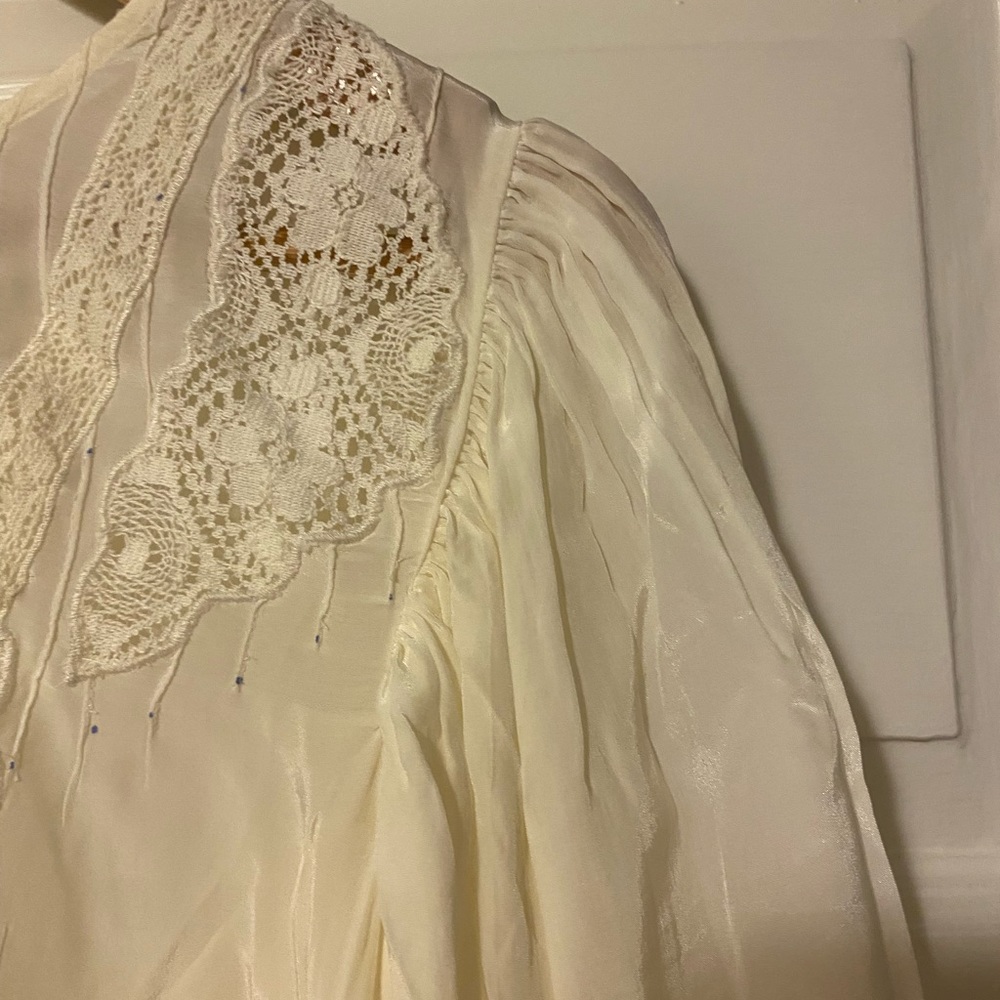 FARM Rio Women's Off White Lace Blouse Size M - Picture 10 of 12
